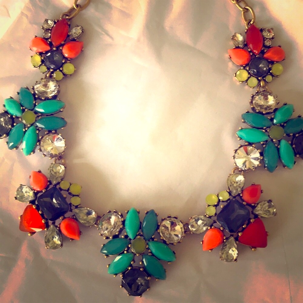 Stella & Dot Elodie Necklace ๐ - Picture 4 of 8
